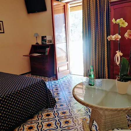 La Taverna Del Leone Konukevi