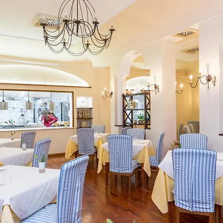 La Taverna Del Leone Positano